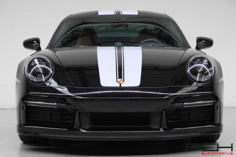 PORSCHE 992 Sport Classic 3.8 Bi-Turbo 550cv - 1 of 1250 -