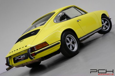 PORSCHE 911 2.4 T