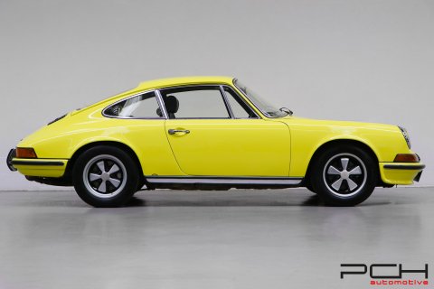 PORSCHE 911 2.4 T