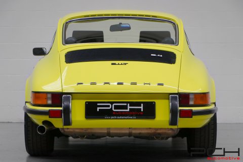 PORSCHE 911 2.4 T