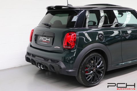 MINI John Cooper Works 2.0 231cv Aut. - Full Options ! -