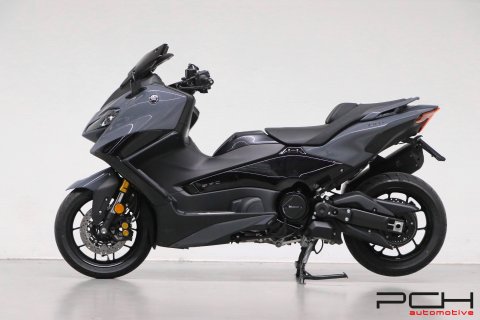 YAMAHA TMAX 560 - Akrapovic - Full Options -