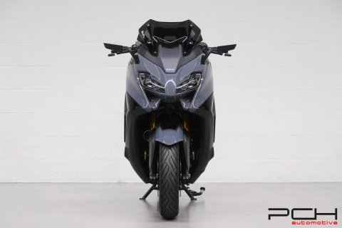 YAMAHA TMAX 560 - Akrapovic - Full Options -