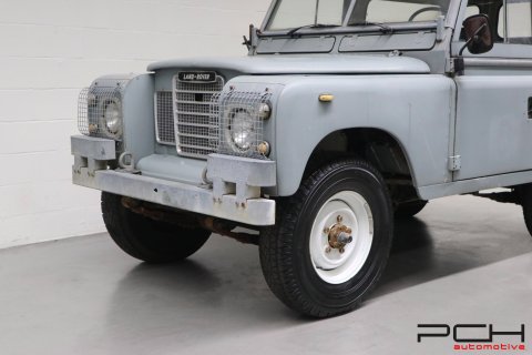 LAND ROVER Series III + Hard-Top - BARN FIND - RESTORATION PROJECT -