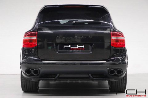 PORSCHE Cayenne Turbo S 4.8 V8 550cv Tiptronic Aut.