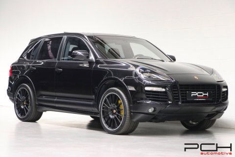 PORSCHE Cayenne Turbo S 4.8 V8 550cv Tiptronic Aut.