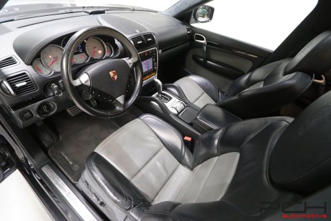 PORSCHE Cayenne Turbo S 4.8 V8 550cv Tiptronic Aut.