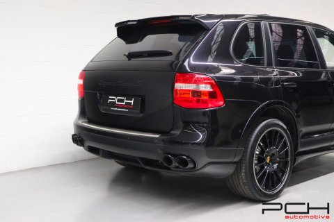 PORSCHE Cayenne Turbo S 4.8 V8 550cv Tiptronic Aut.