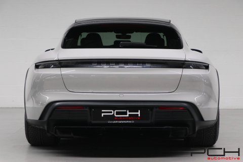 PORSCHE Taycan 4 Cross Turismo 381cv